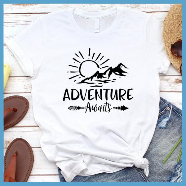 Adventure Awaits T-Shirt_3409